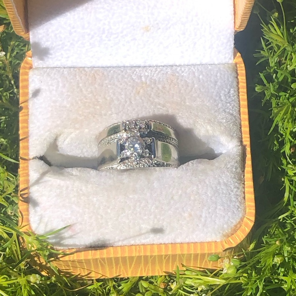 14K White Gold Diamond Wedding Ring Set (soldered) Estate Size 6 3/4